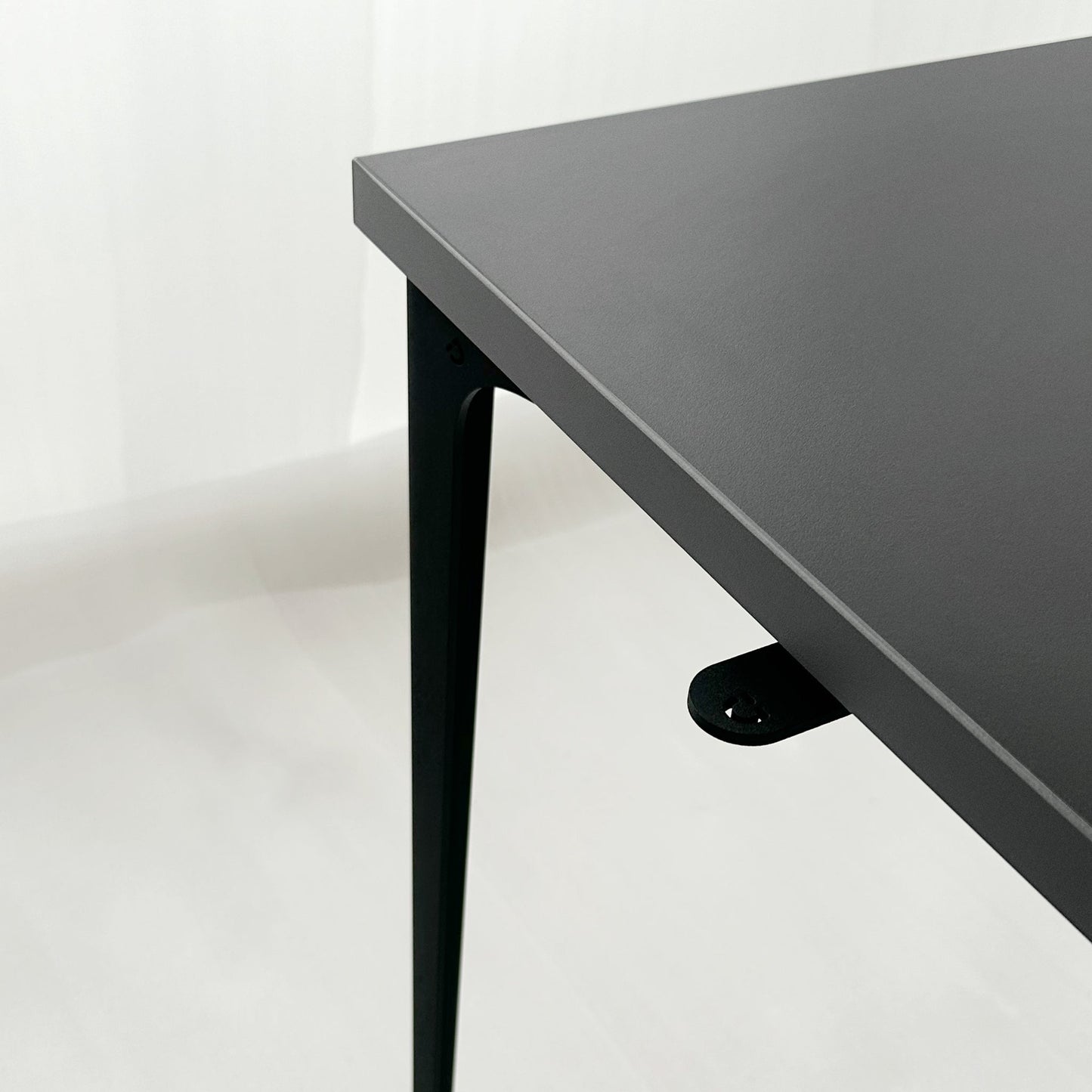 desks South Africa, United Kingdom and Australia