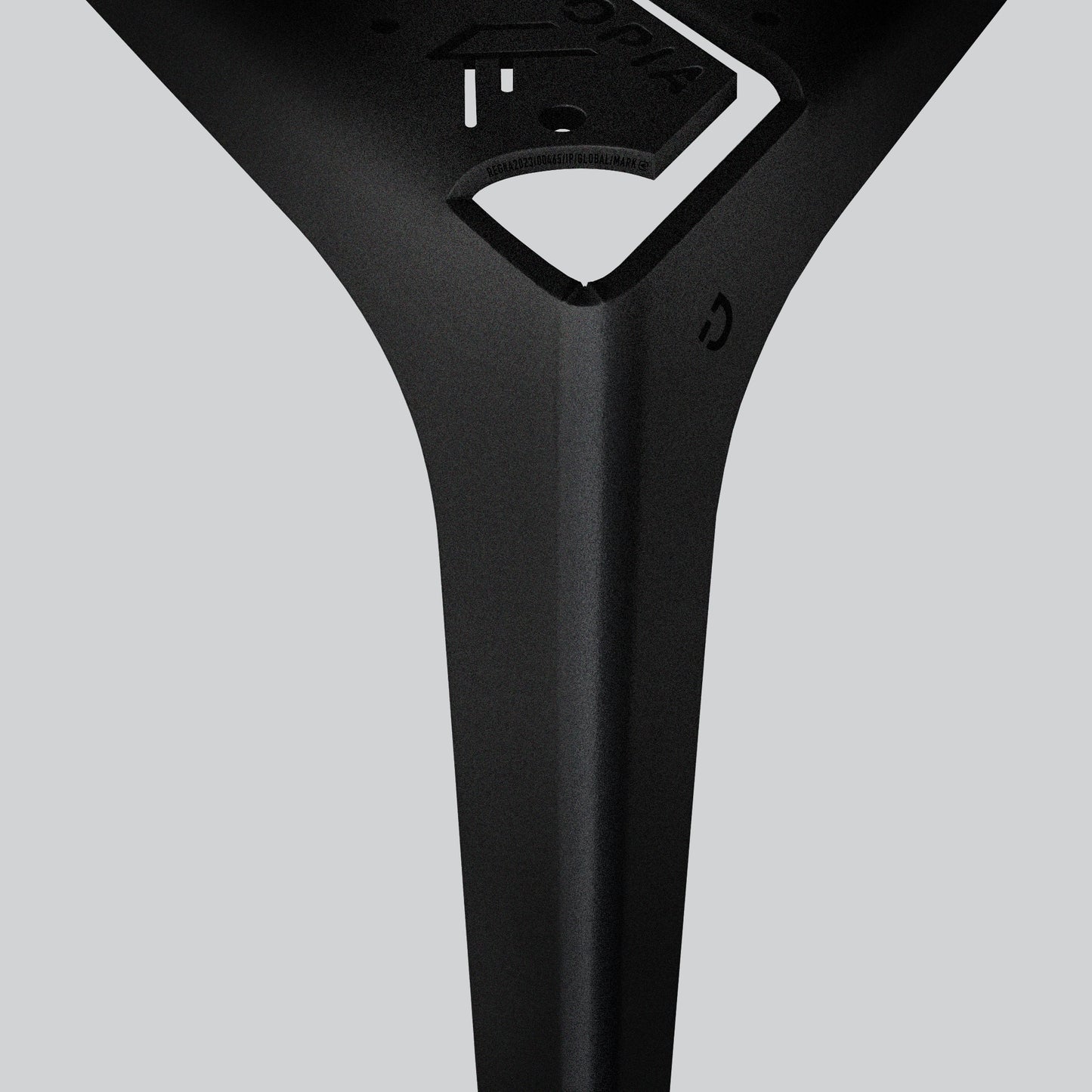 1.6 DESK | LUX | SOLID | 1600 X 700 X 25mm (new)