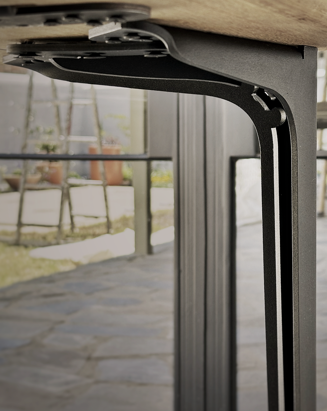 LOCO IROKO 6 | 8 | 10 SEATER (34mm thick outdoor)