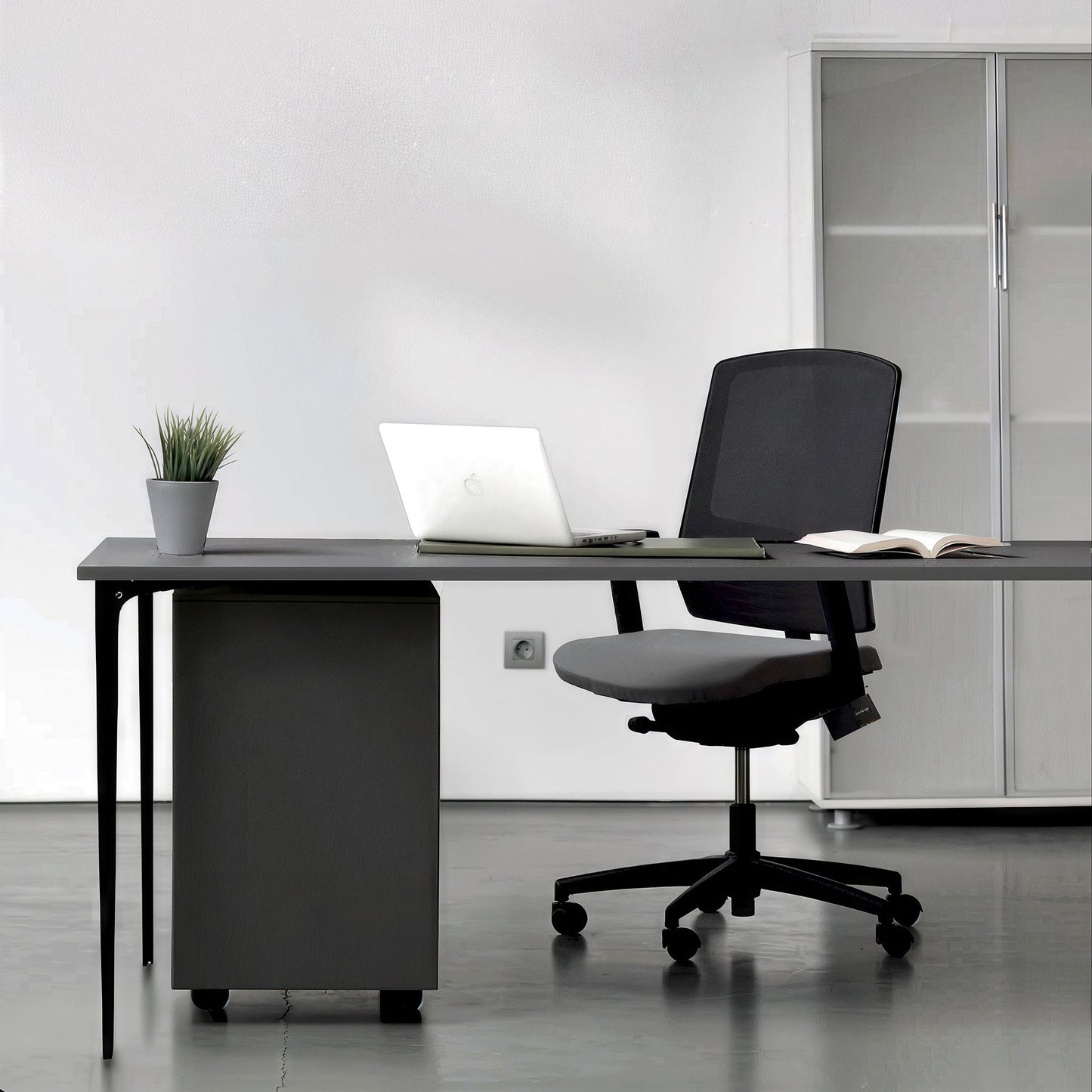 desks South Africa, United Kingdom and Australia