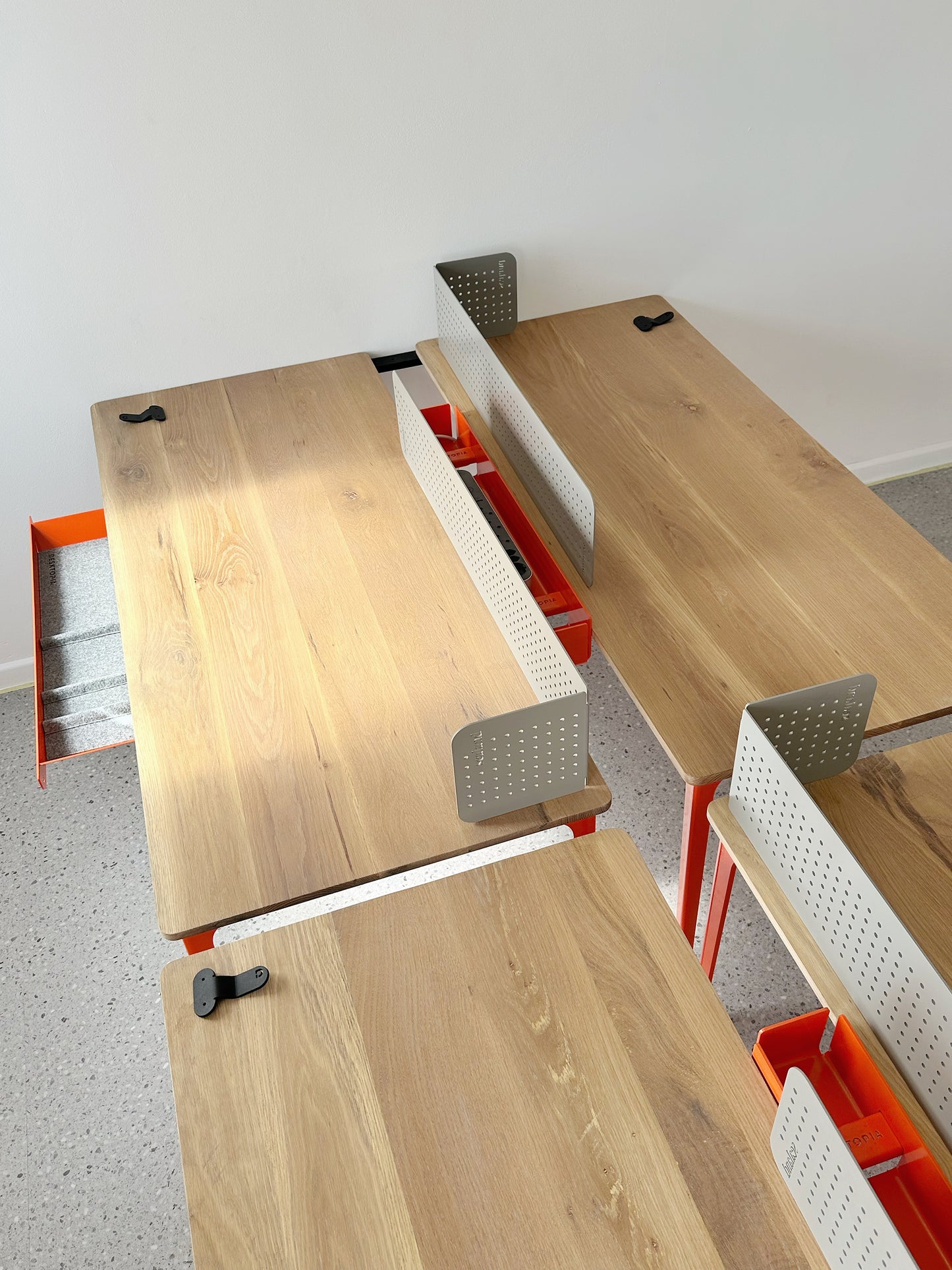 VIDER (DESKTOP DIVIDER)