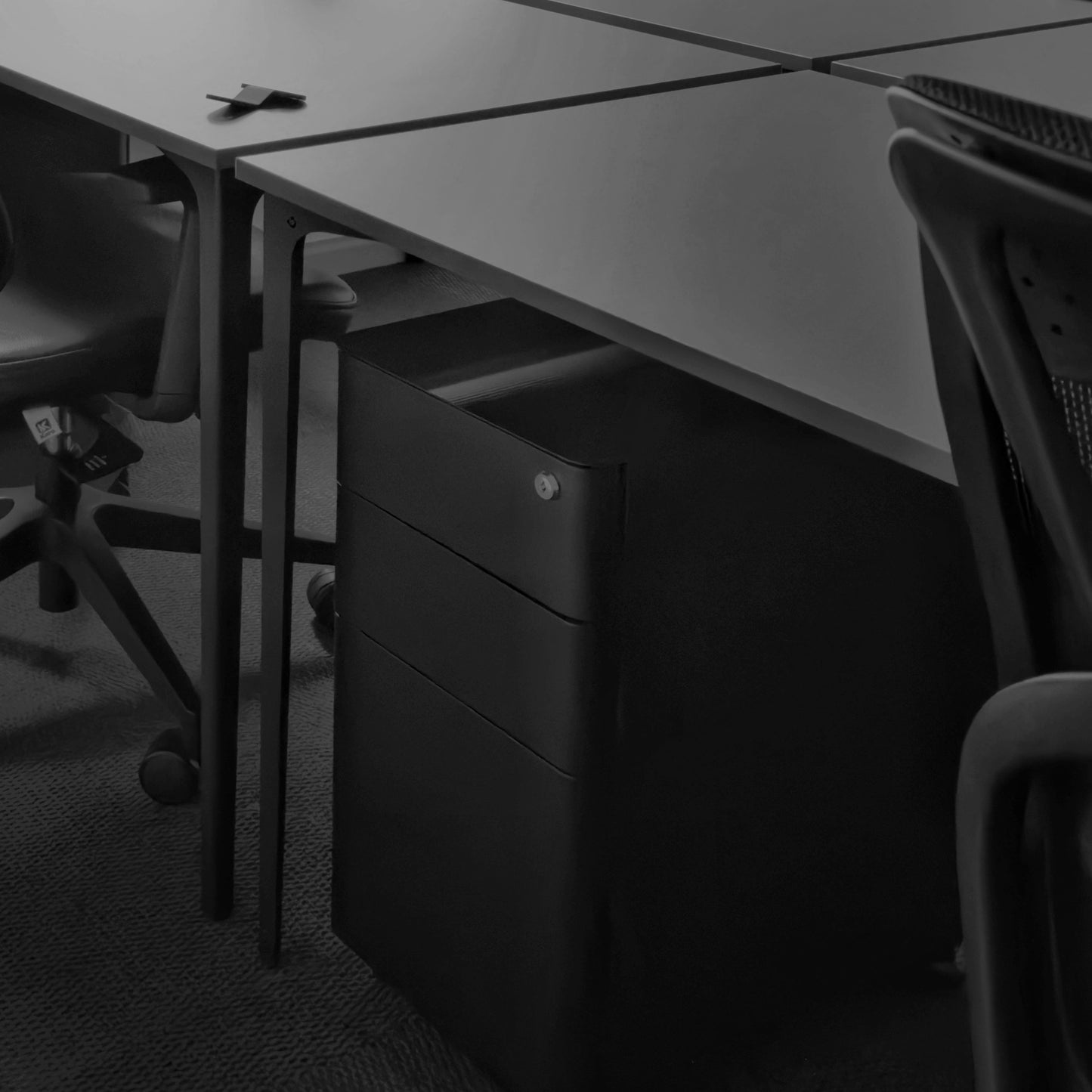 SLIDER (steel drawer) BLACK / WHITE