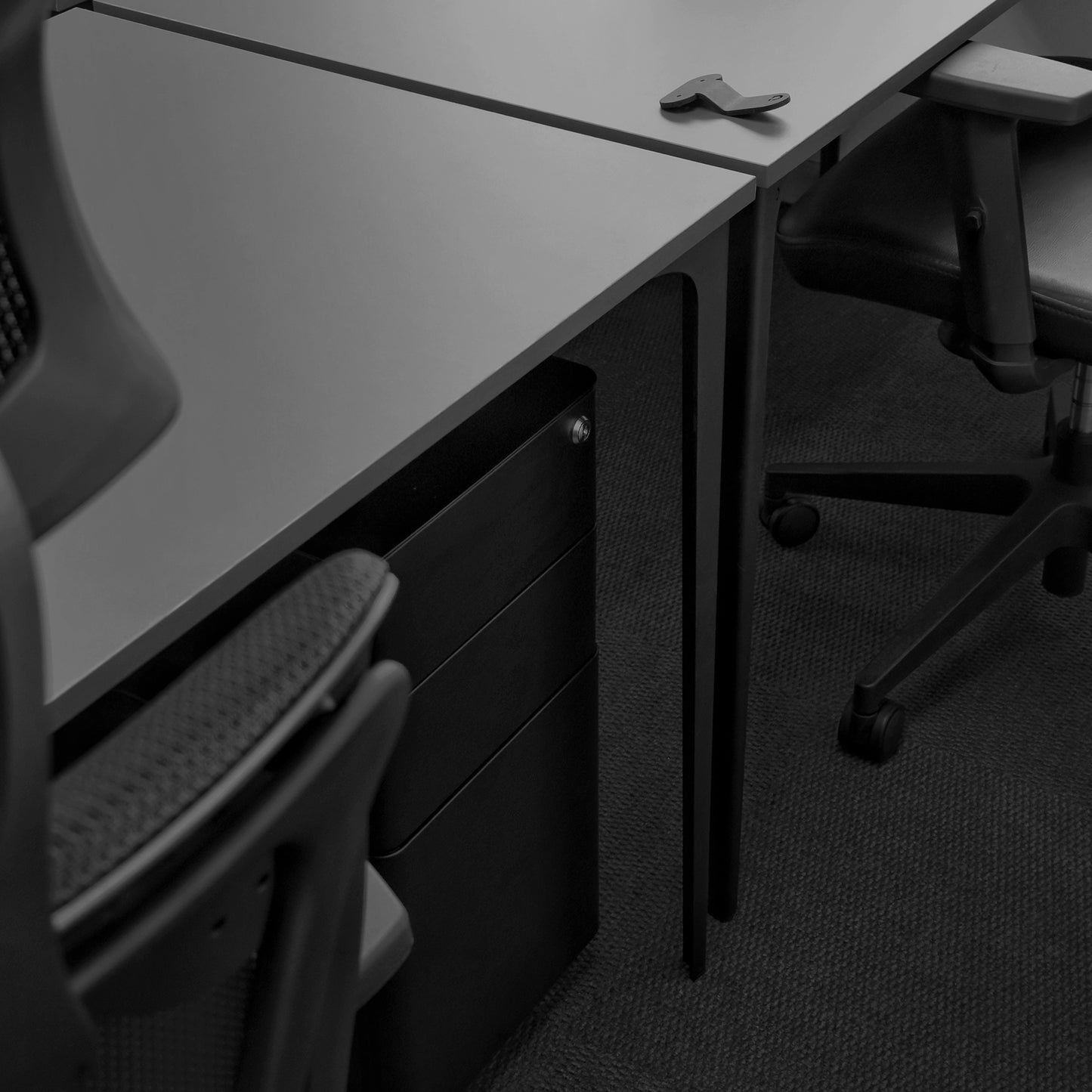 SLIDER (steel drawer) BLACK / WHITE