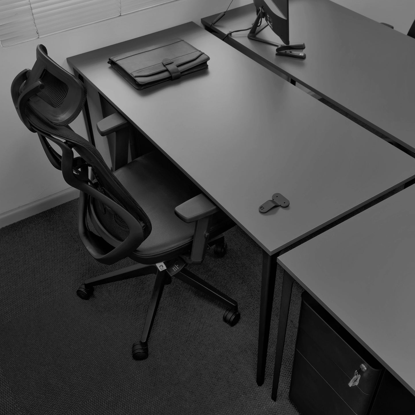 SLIDER (steel drawer) BLACK / WHITE