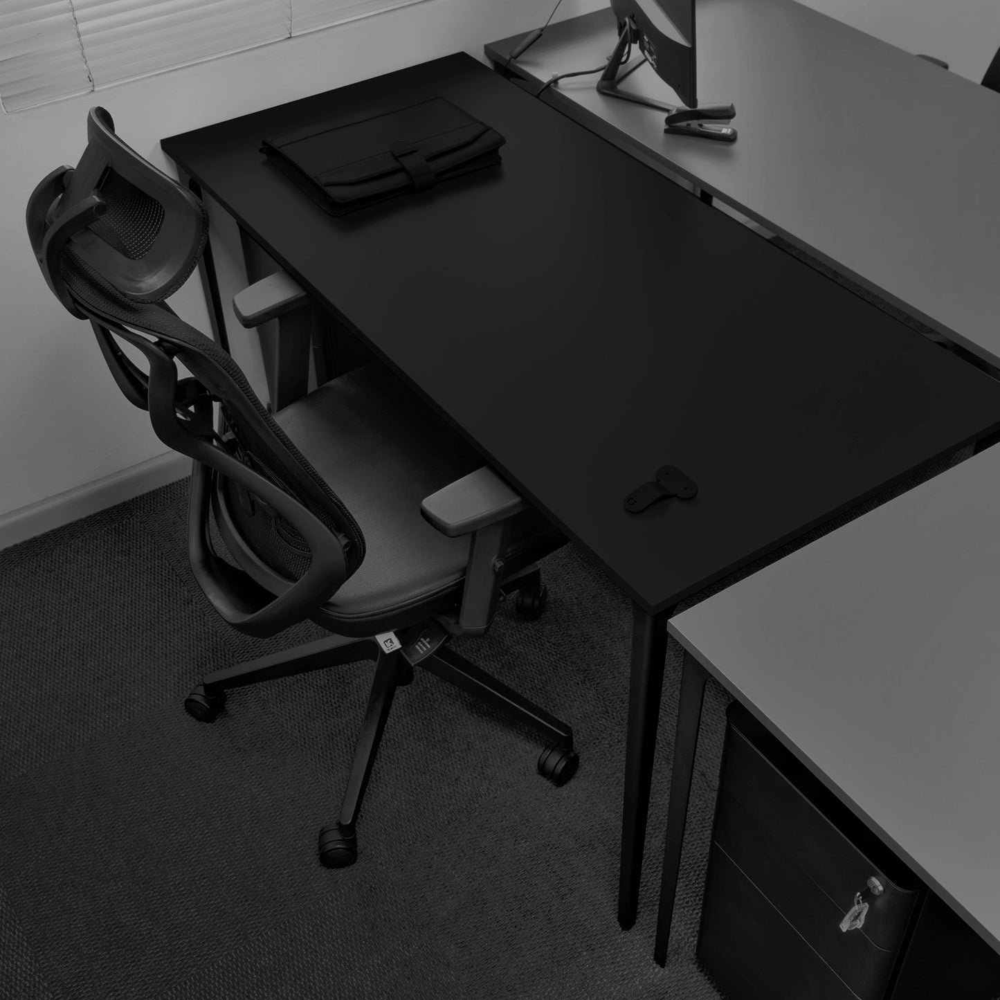 1.6 DESK | DONNY DARKO | FLASH DANCE | 1600 X 650 X 25mm (limited edition)