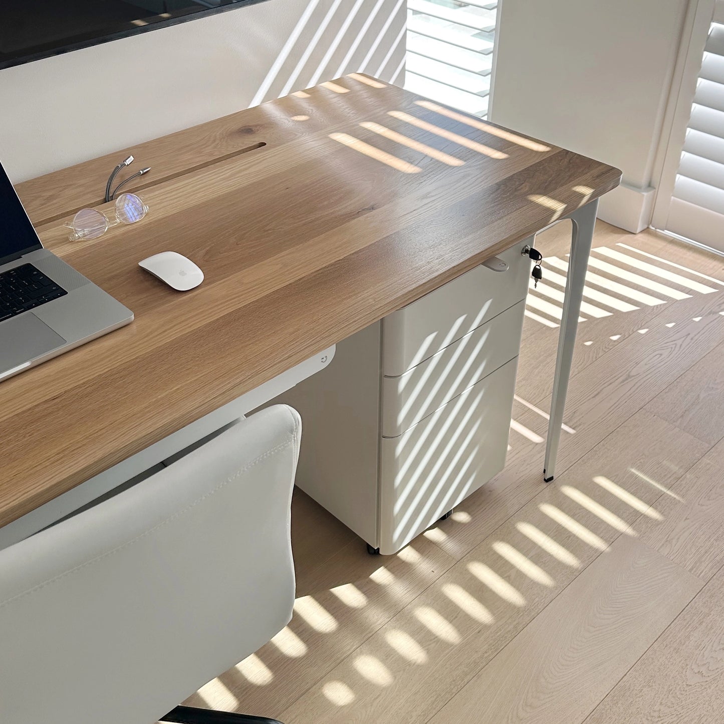 SLIDER (steel drawer) BLACK / WHITE