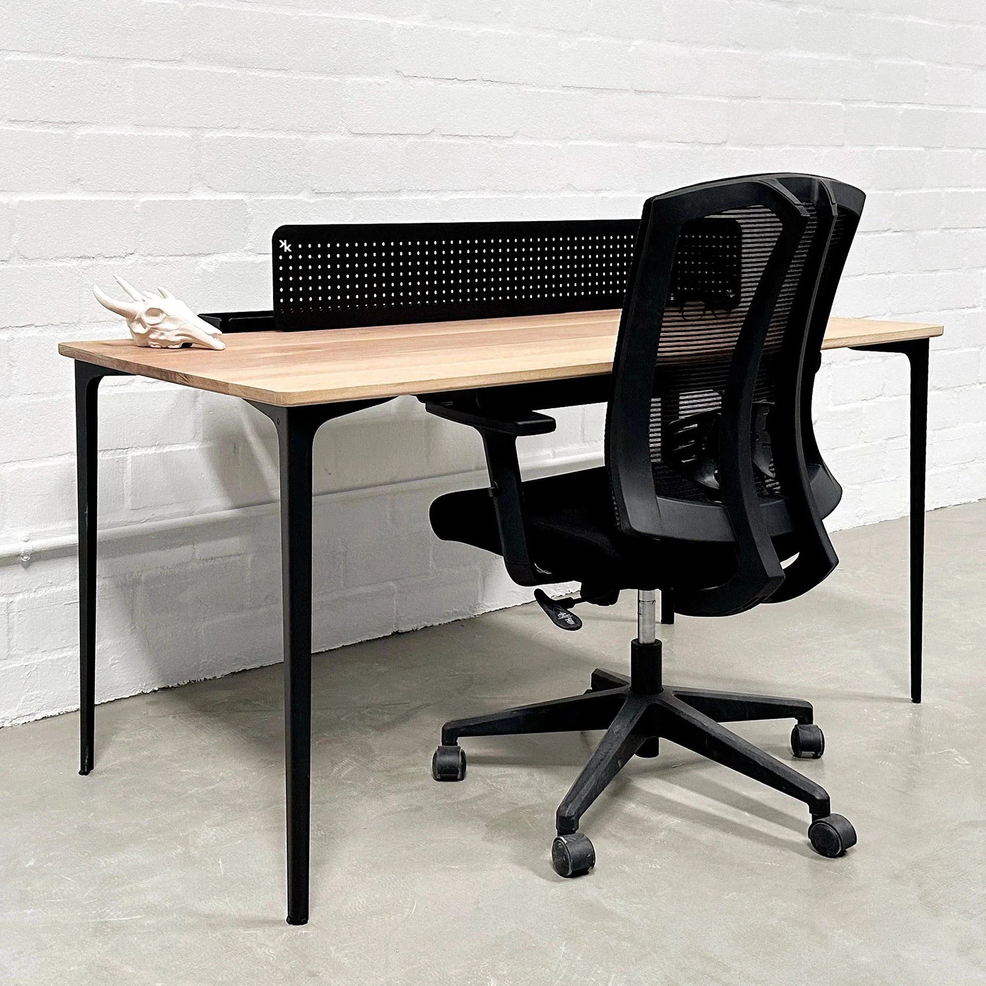 The best designer luxury solid oak executive desk with steel legs – premium office desk in stock, available online in South Africa.