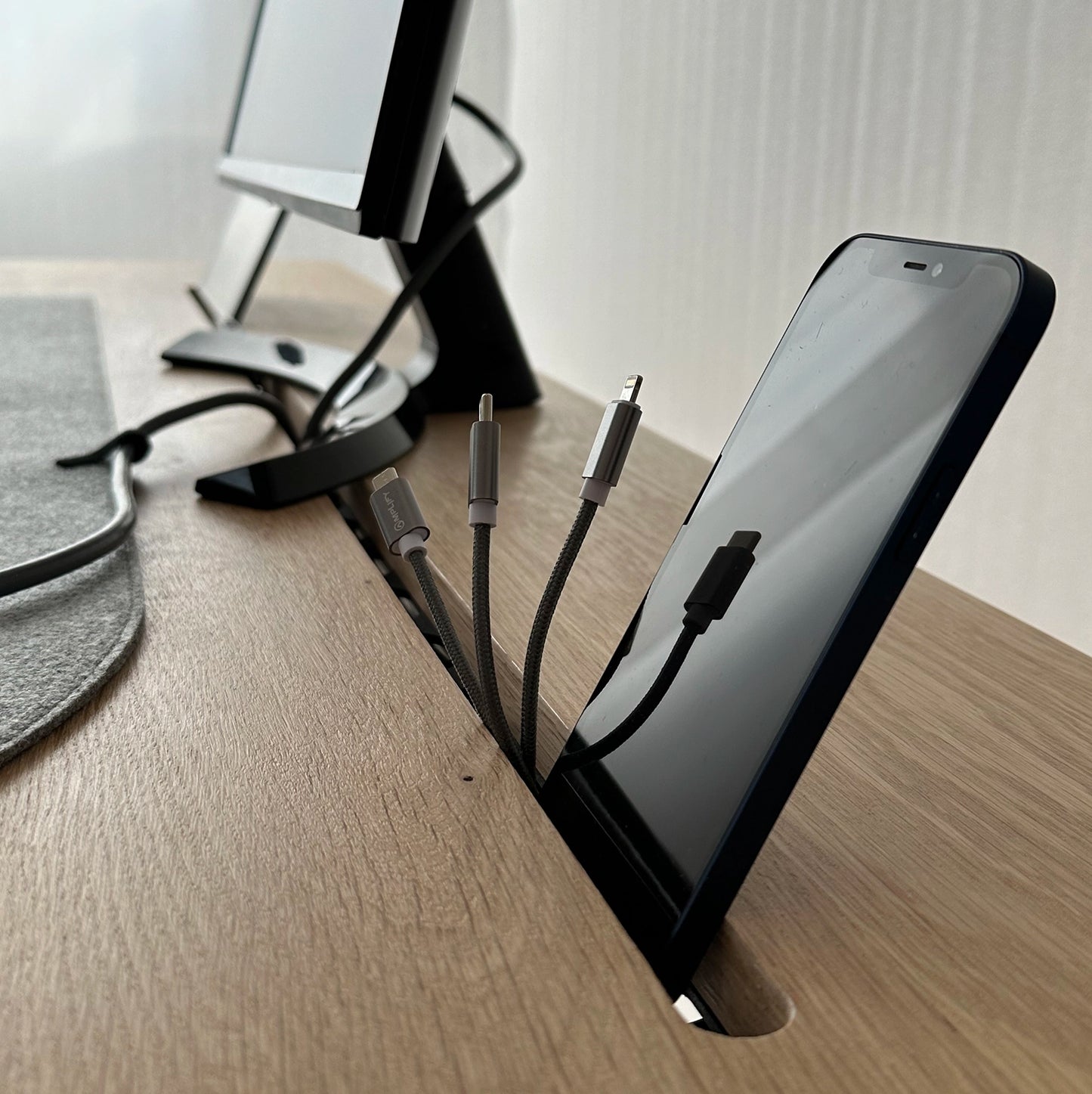 2.4 | MONOLITH DESK | 2400 X 700 X 34mm (sold out)